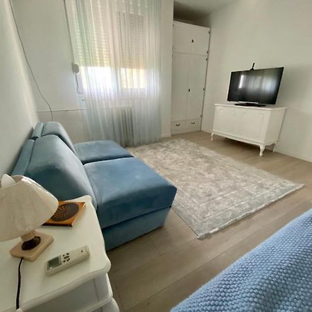 Crystal Rose - Center Apartment สโกเปีย ภายนอก รูปภาพ