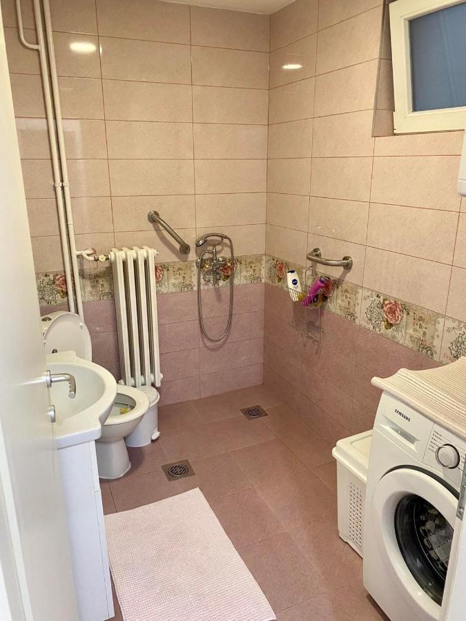 Crystal Rose - Center Apartment สโกเปีย ภายนอก รูปภาพ